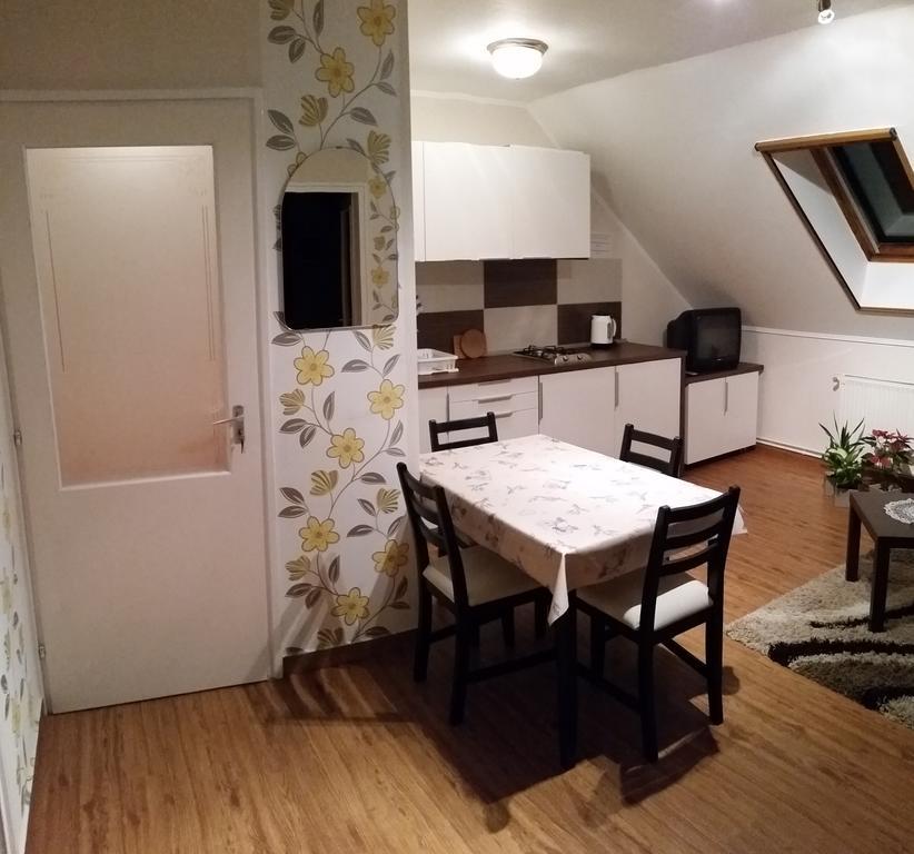 Fadora Apartman Apartment Tihany Cameră foto